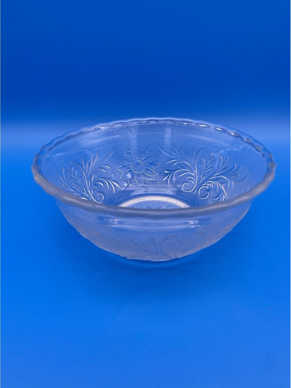 Vintage Textured Clear Glass Floral Pattern Cereal Bowl w Scalloped Edges - 6.5"